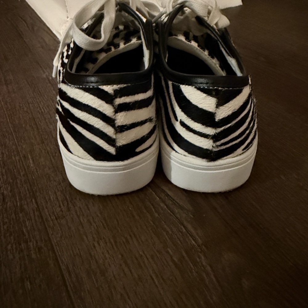 Ann Taylor Zebra Print Dyed Calf Hair Sneakers 5 1/2 - Picture 5 of 10